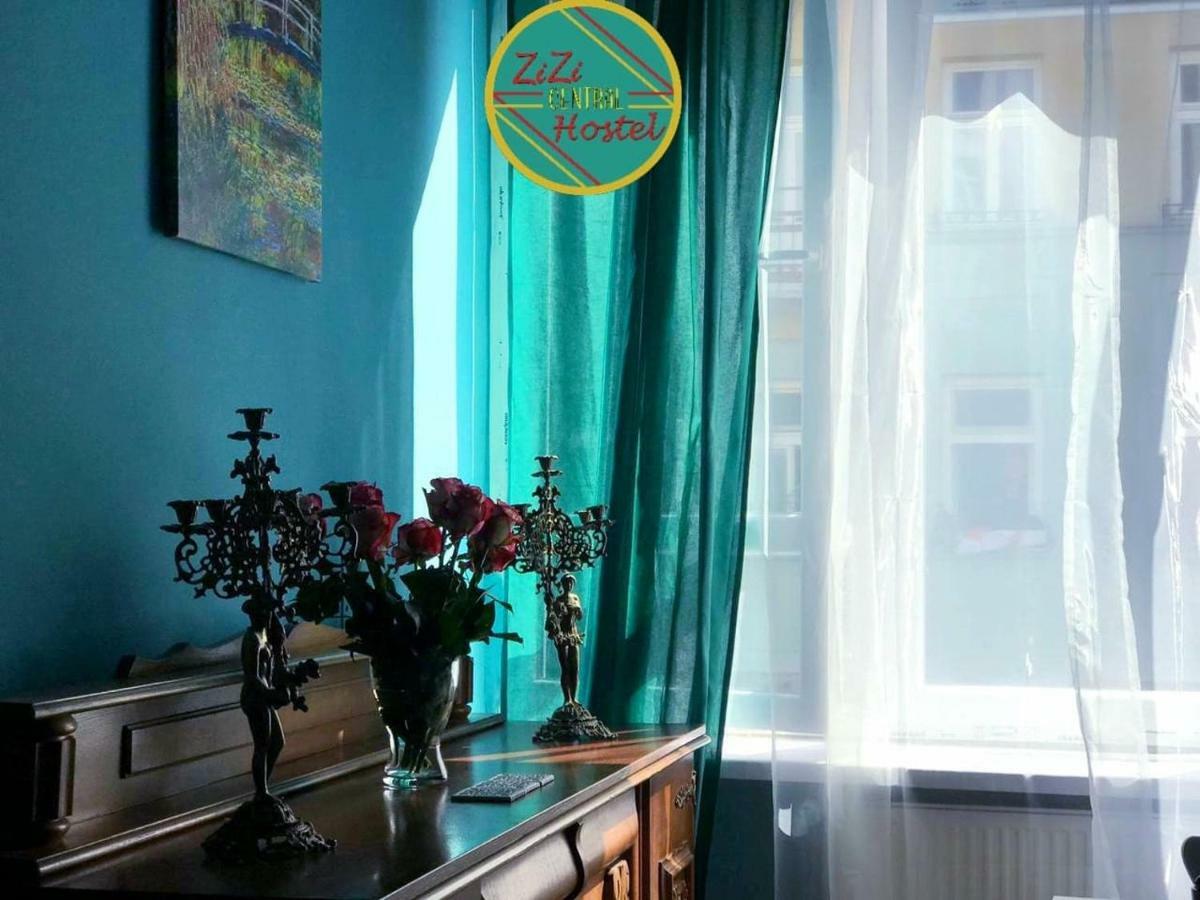 Zizi Central Hostel 华沙 外观 照片